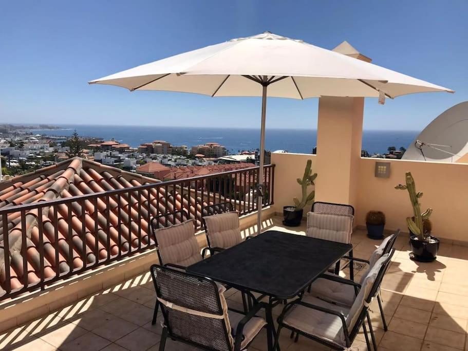 אדחה 33 Pleasures Del Duque Apartment מראה חיצוני תמונה