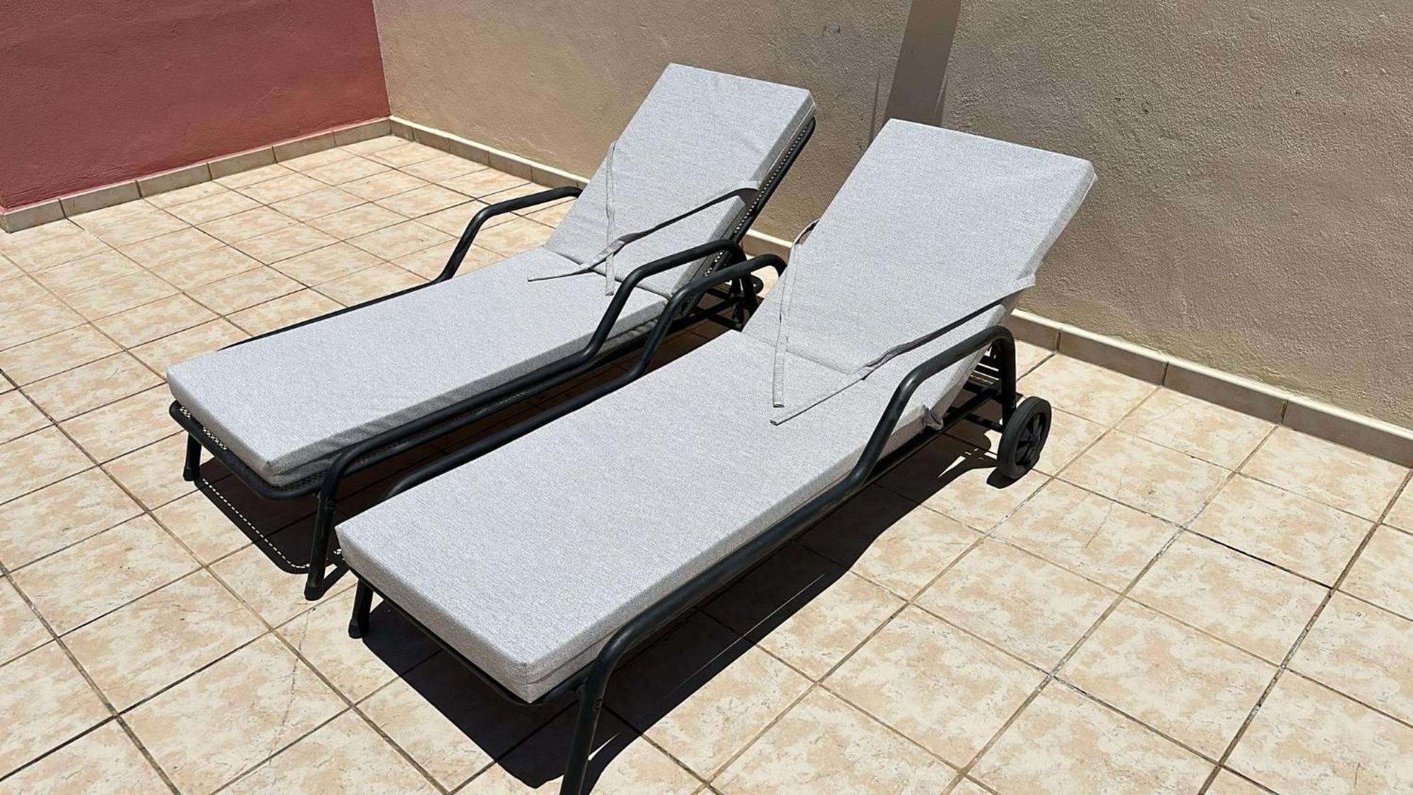 אדחה 33 Pleasures Del Duque Apartment מראה חיצוני תמונה
